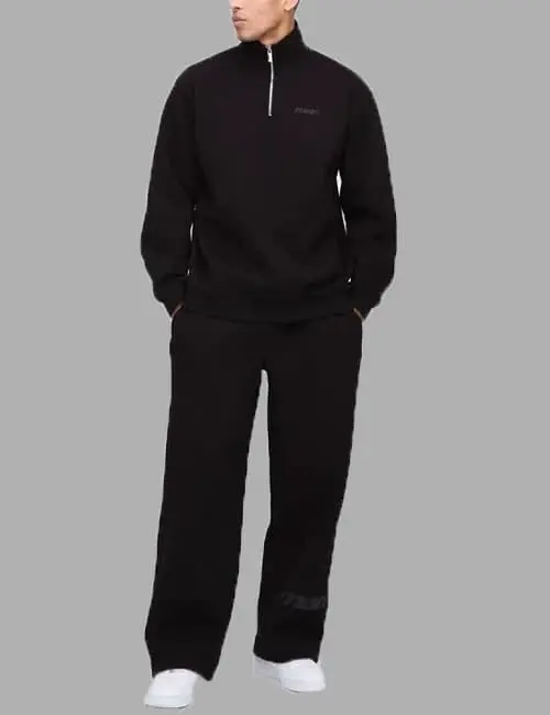 Oversized Boxy Man Funnel Zip Neck Tracksuit